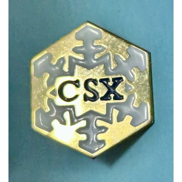 CSX Railroad Lapel Pin -Railway Transport Collectible - Picture 3 of 3